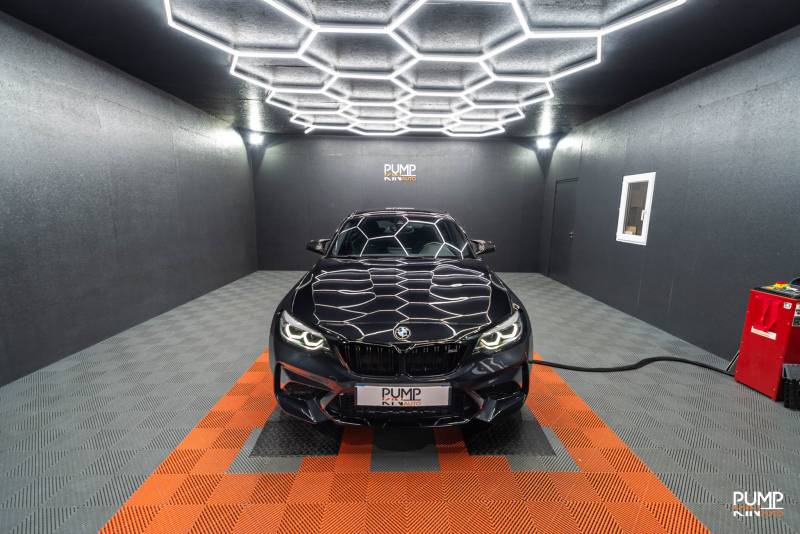 Pourquoi confier plusieurs véhicules à un même spécialiste du PPF à Montville ?