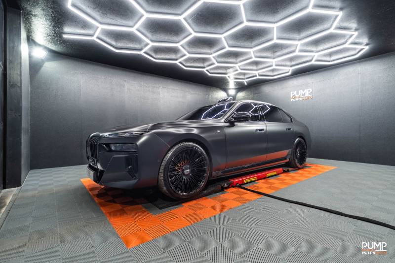 Quelles sont les avantages à faire poser un PPF sur ma voiture de luxe au Havre ?